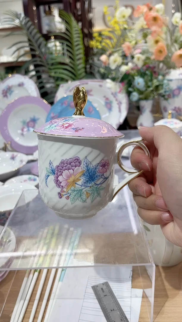 36%以上骨粉骨瓷盖杯