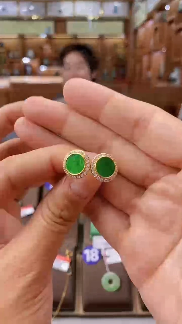 【闪购商品】翡翠耳饰银S925镶嵌耳钉