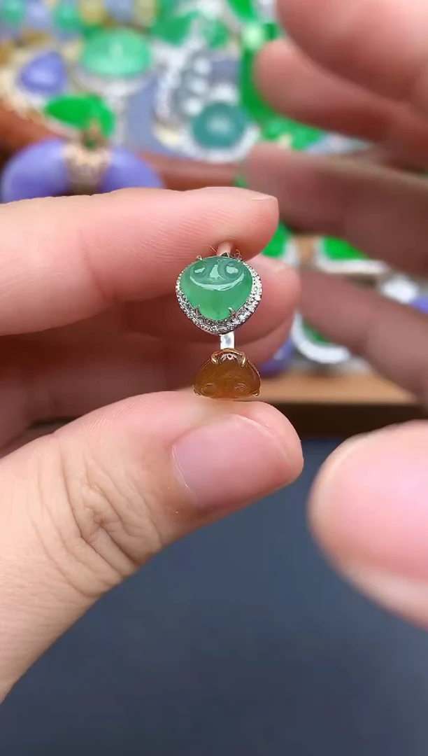 颈饰18K金镶嵌翡翠269-春日珠宝