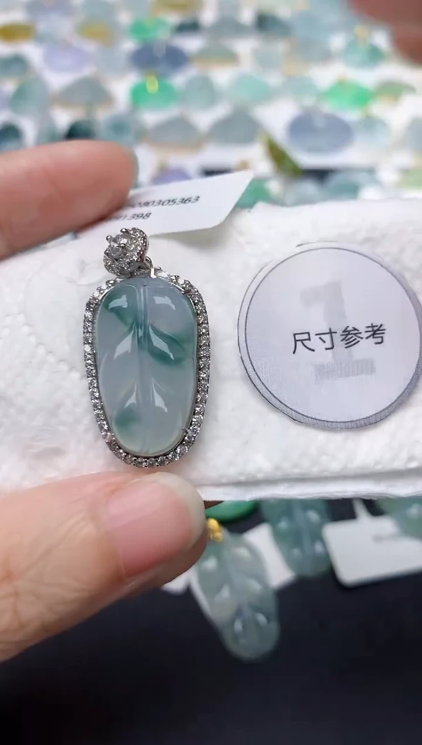 翡翠银S925镶嵌颈饰天然缅甸A货翡翠