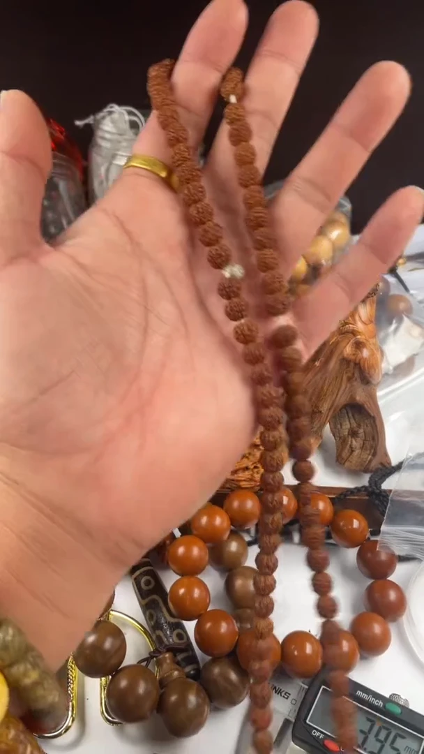 手串金刚菩提二***程金刚手持