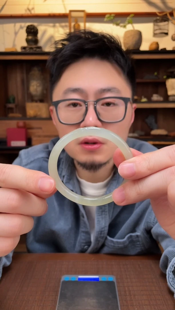 【闪购商品】和田玉手镯未镶嵌57#雕花手镯YR