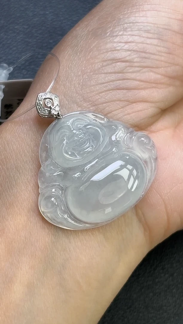 颈饰18K金镶嵌翡翠佛公