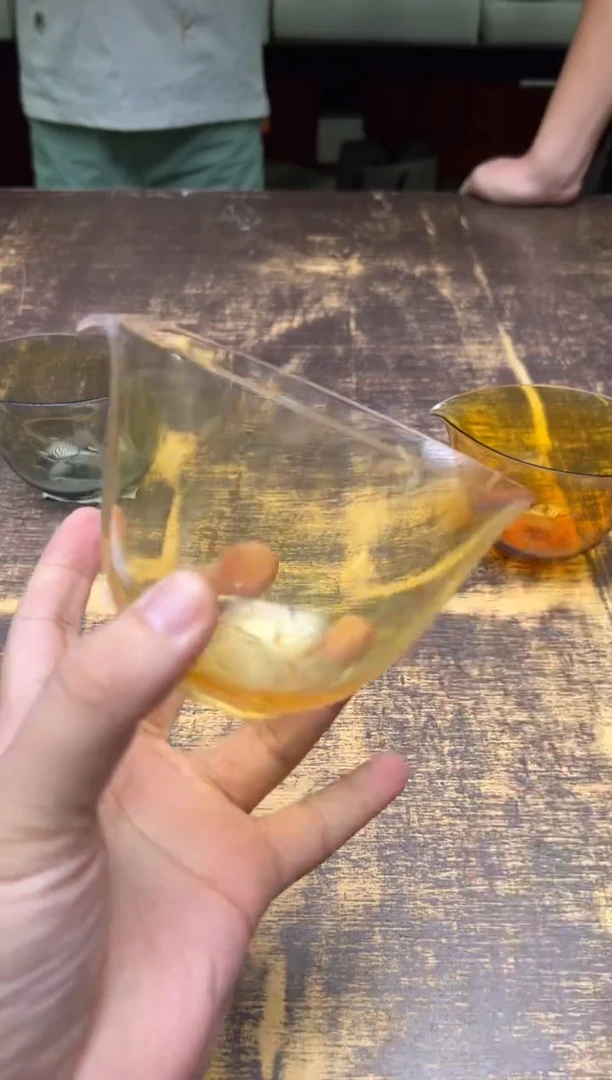 紫*城魏小玻 水滴公道（透明渐变）