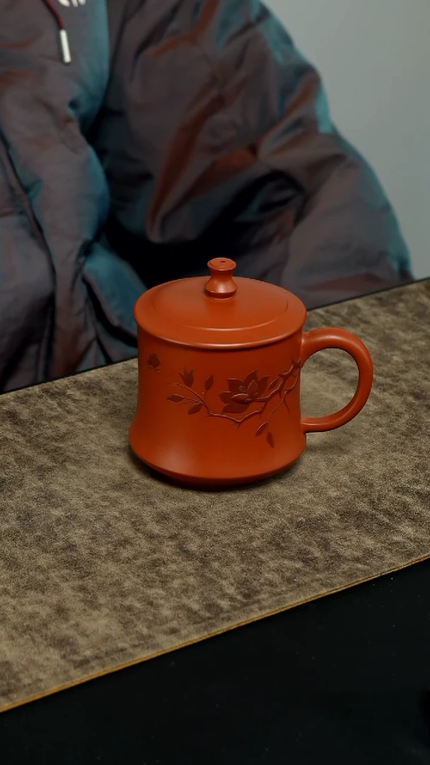 【闪购商品】紫砂茶杯朱泥 紫泥泥绘荷花款柱础型盖杯