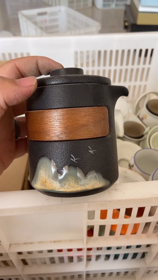 杯无运费险有瑕疵的摄影的产品有使用过的痕迹有点脏介意勿拍