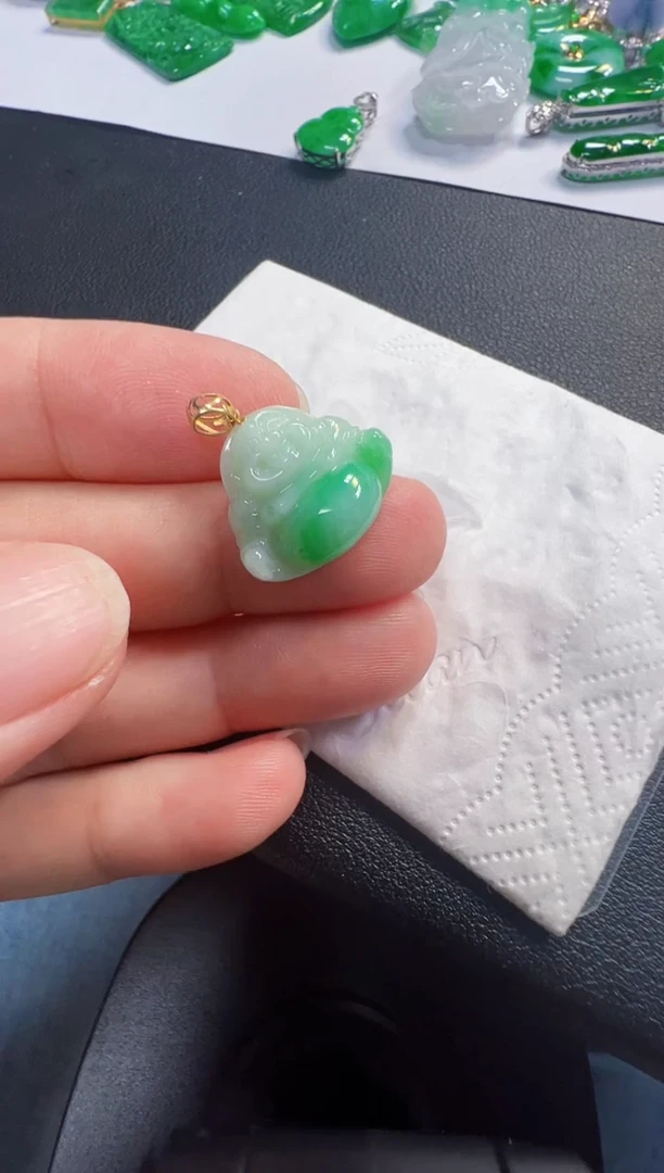 吊坠(不含链)18K金镶嵌翡翠580