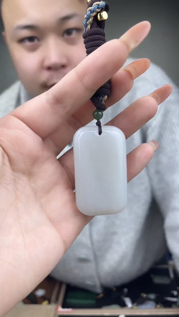 未镶嵌和田玉挂件拍一发一，多样性发货