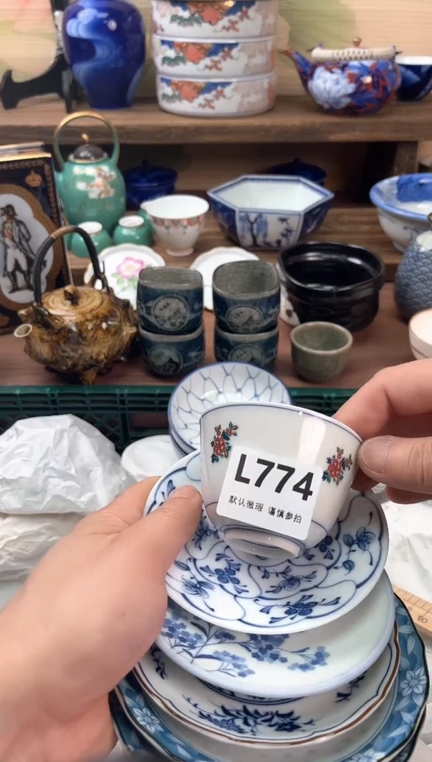 瓷片你***谁774