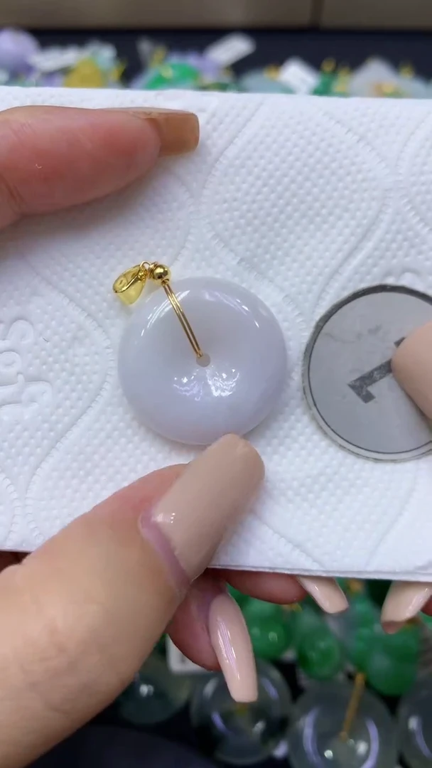 颈饰未镶嵌翡翠天然缅甸翡翠A货