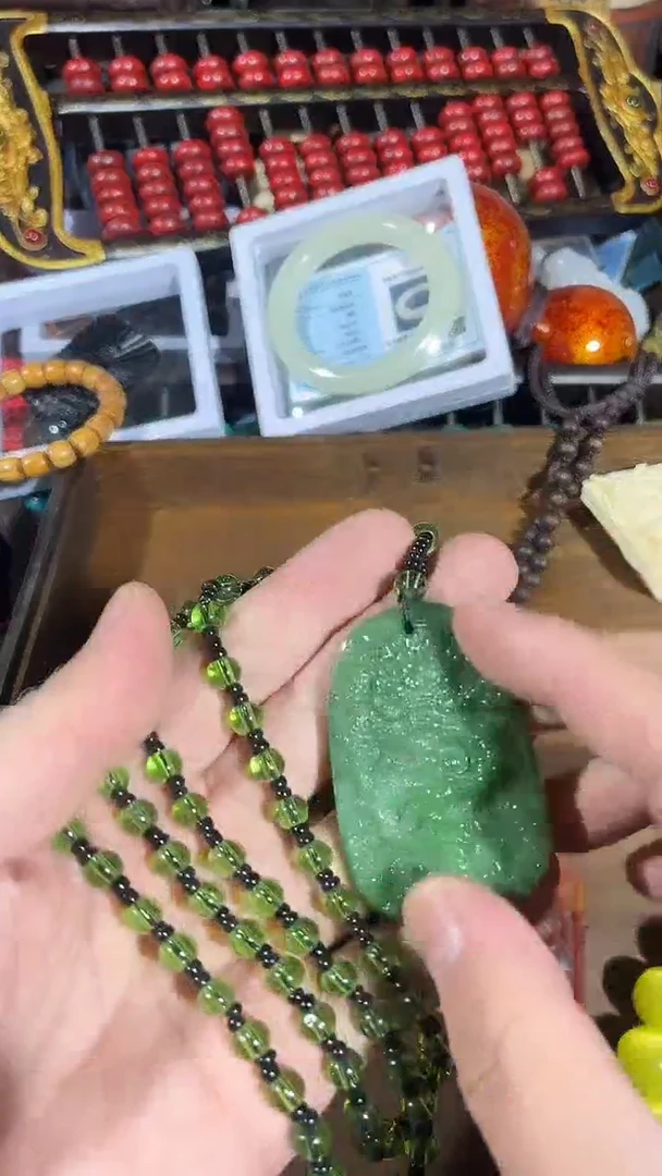 【闪购商品】滴血莲花菩提吊坠1