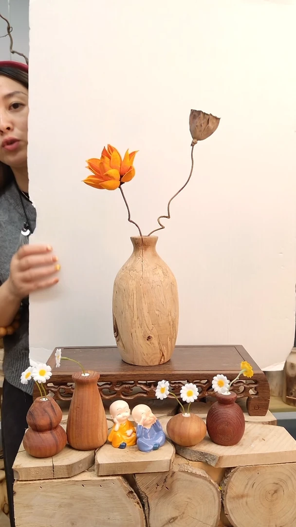 木实木花瓶自然开裂发一个带花