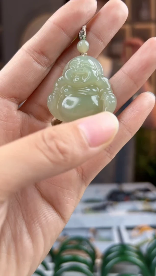 颈饰未镶嵌和田玉拍一发一，拍一发一