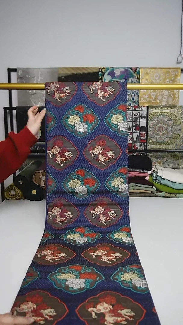 【闪购商品】织绣83 六通团花狮子