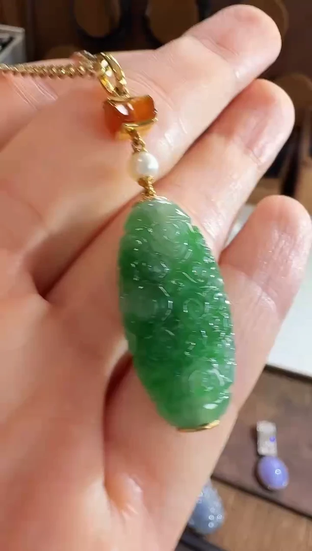 吊坠(不含链)18K金镶嵌翡翠吊坠