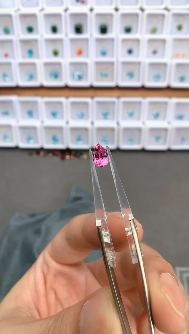 未镶嵌裸石定制碧玺0.93ct 07020