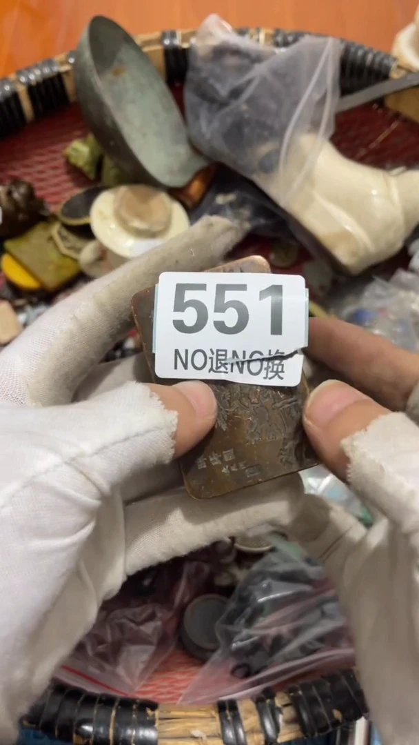 陶瓷猫**师直播间火爆热卖