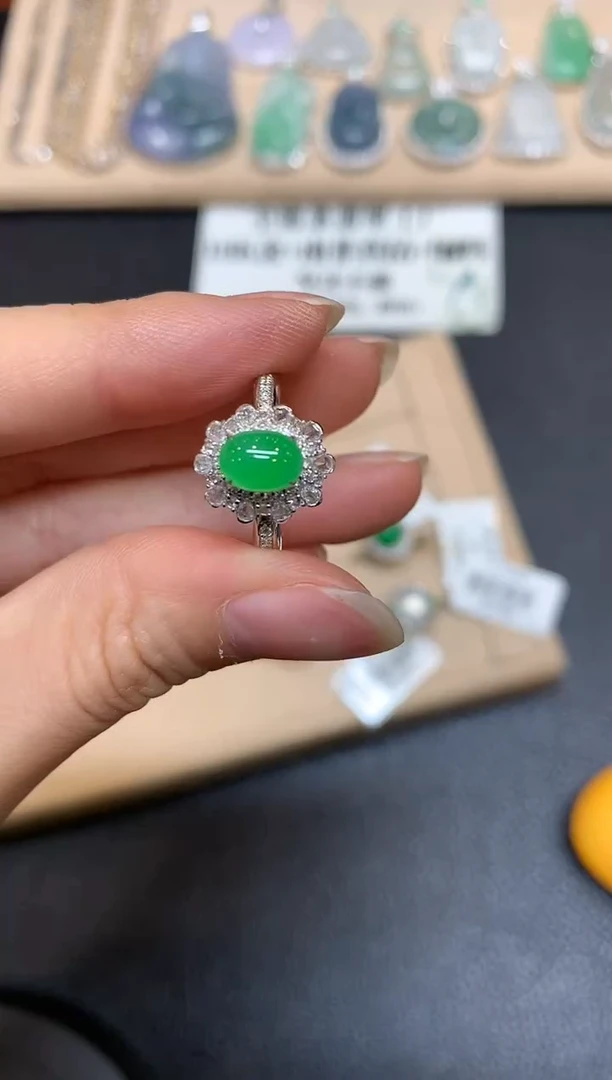 【闪购商品】翡翠戒指18K金镶嵌【无服务费