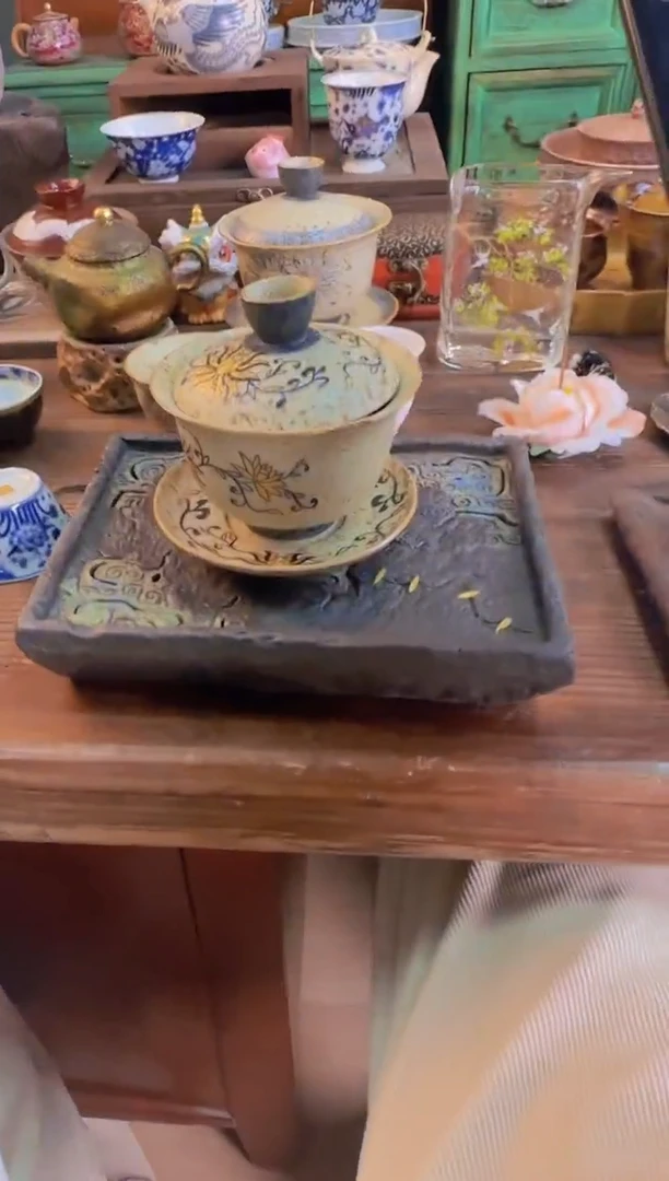 【闪购商品】焦糖青花火山石圆三才盖碗
