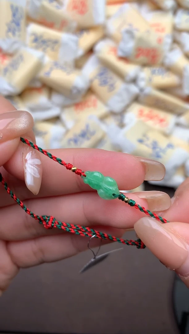 【闪购商品】翡翠手绳未镶嵌—
