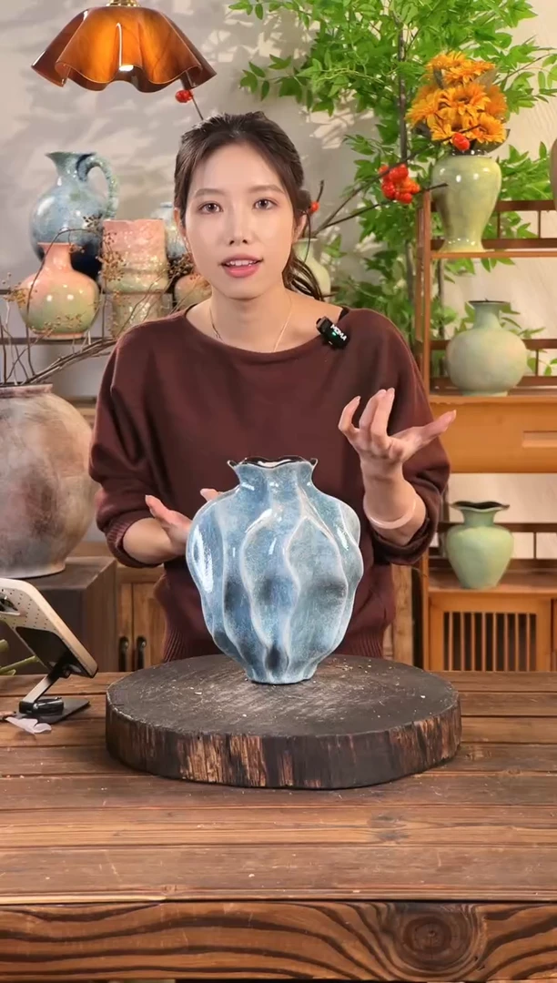 冰透蓝-丝瓜纹中号 陶瓷花瓶