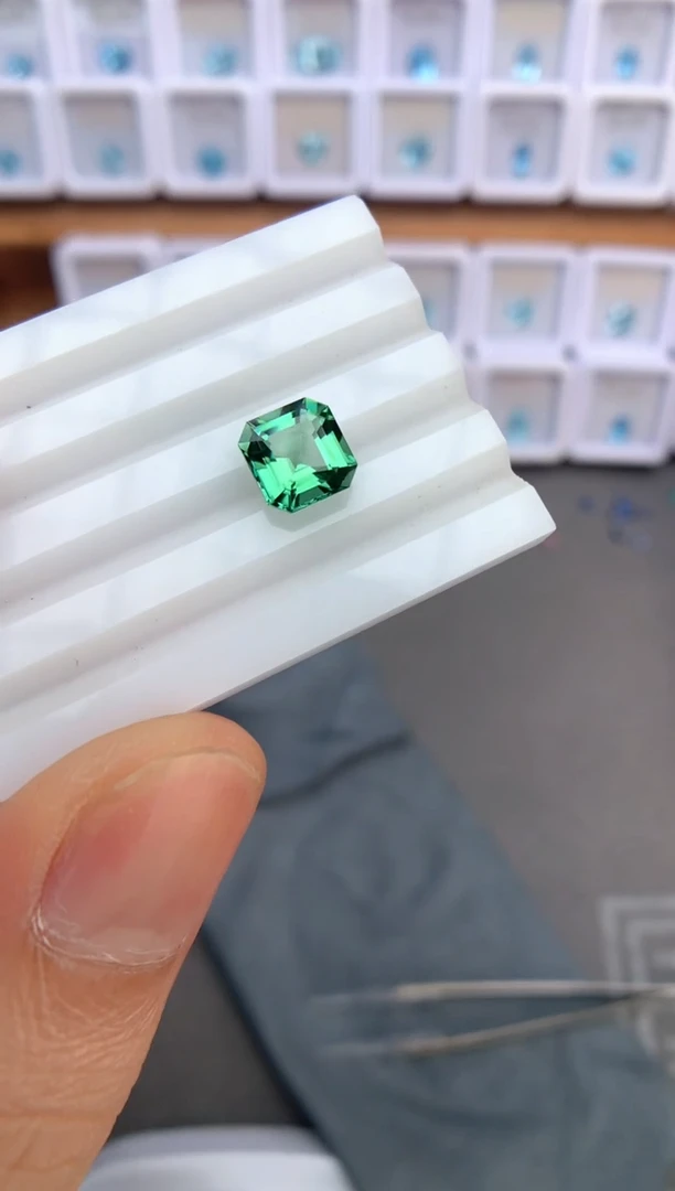 未镶嵌裸石定制碧玺2.11ct