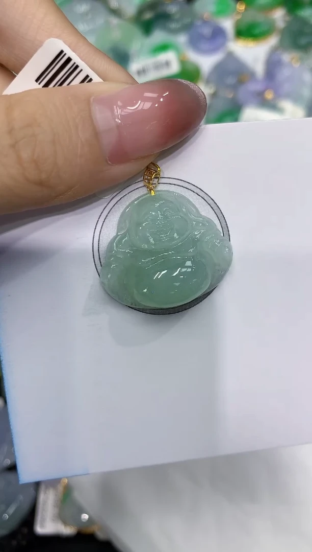 翡翠18K金镶嵌颈饰111111111111