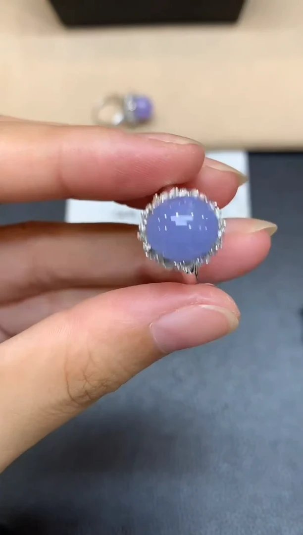 18K金镶嵌戒指翡翠蛋面【无服务费