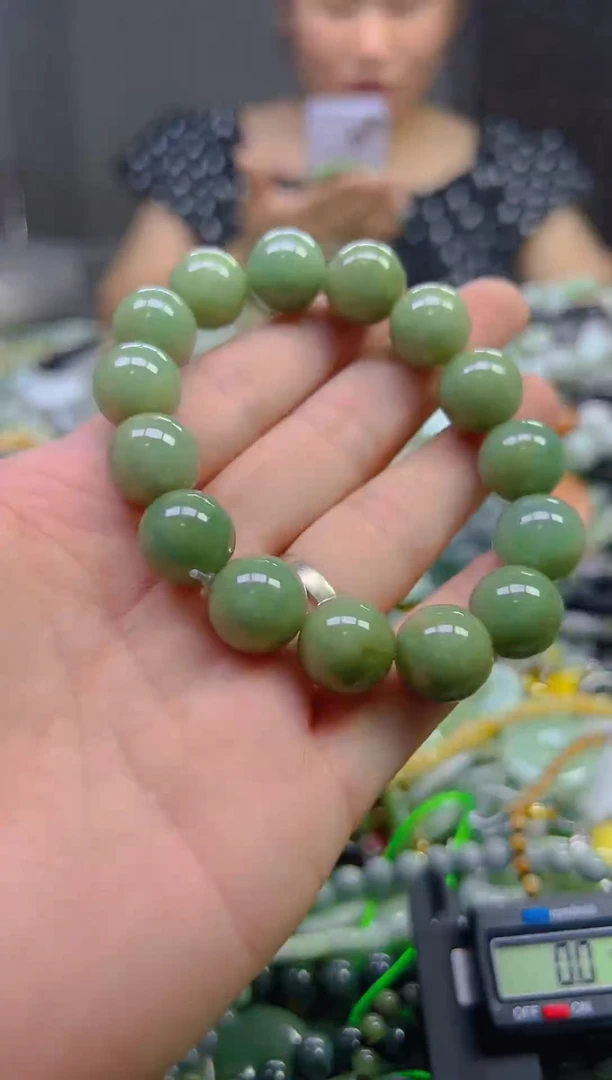 翡翠未镶嵌颈饰13MM/B/翡翠A货,一件也是批发价