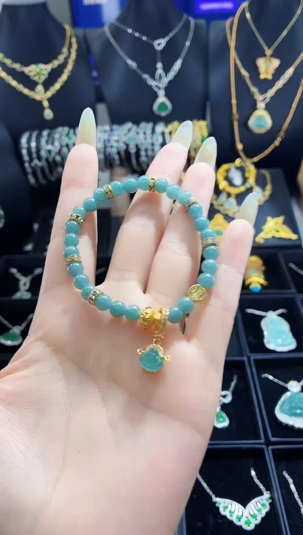 翡翠未镶嵌吊坠(不含链)天然翡翠a货 多样性发其一