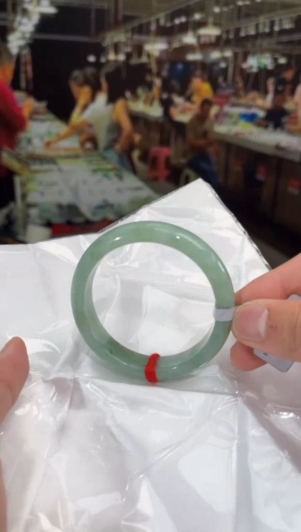 未镶嵌手镯翡翠13