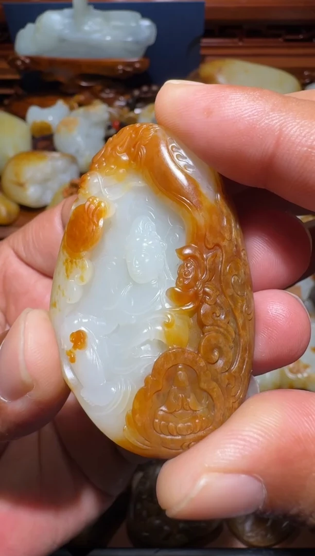 颈饰未镶嵌和田玉观音