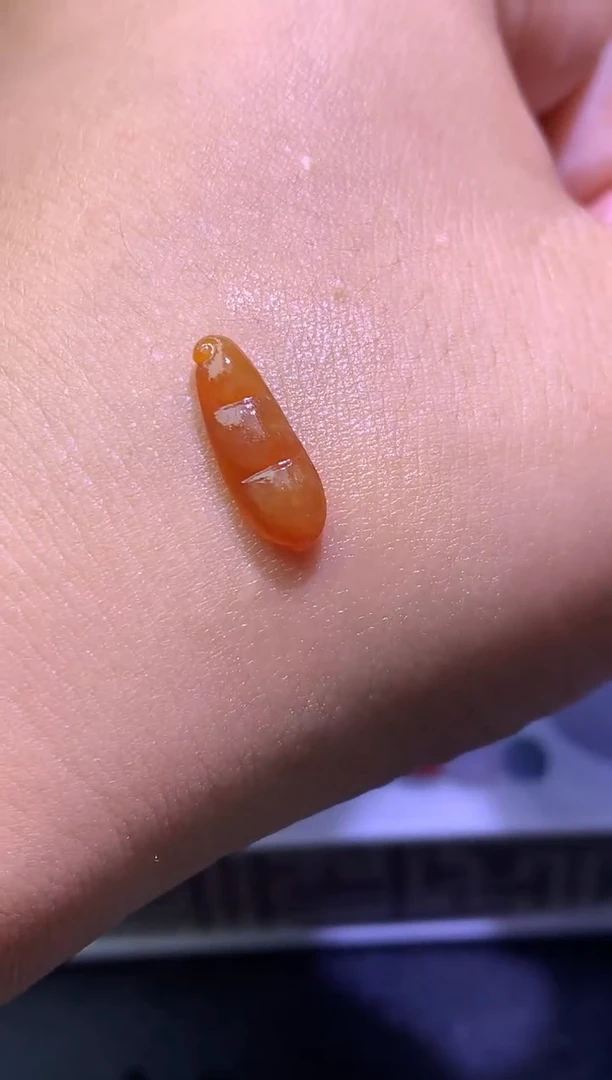 未镶嵌定制翡翠毛货