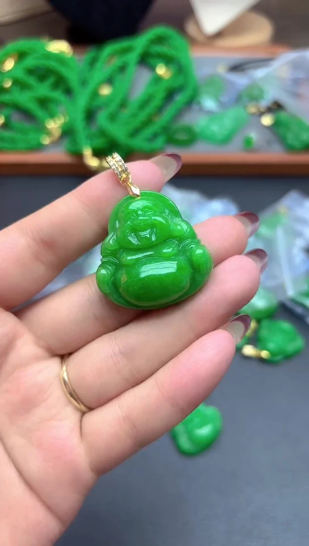 未镶嵌翡翠耳饰佛公吊坠