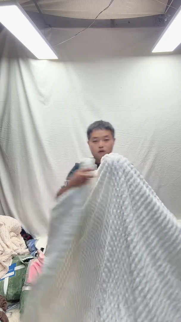 聚酯纤维1.8*2.0白龟背绒