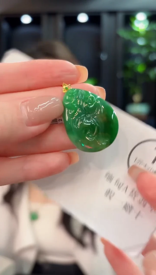 吊坠(不含链)18K金镶嵌翡翠 缅甸A货/支持复检/一件