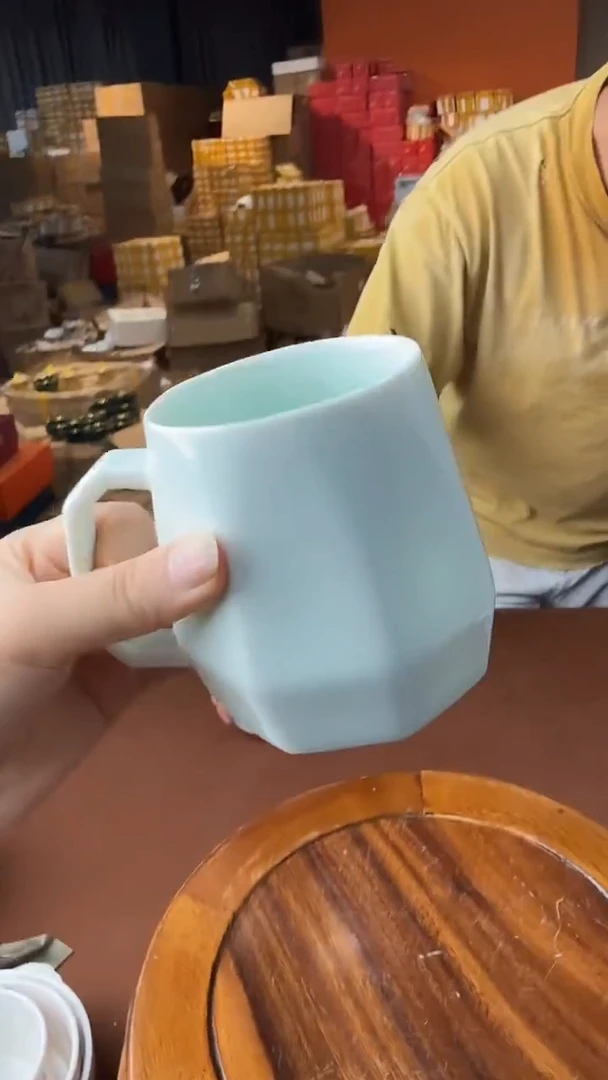 摆件新华网瓷陶瓷摆件033