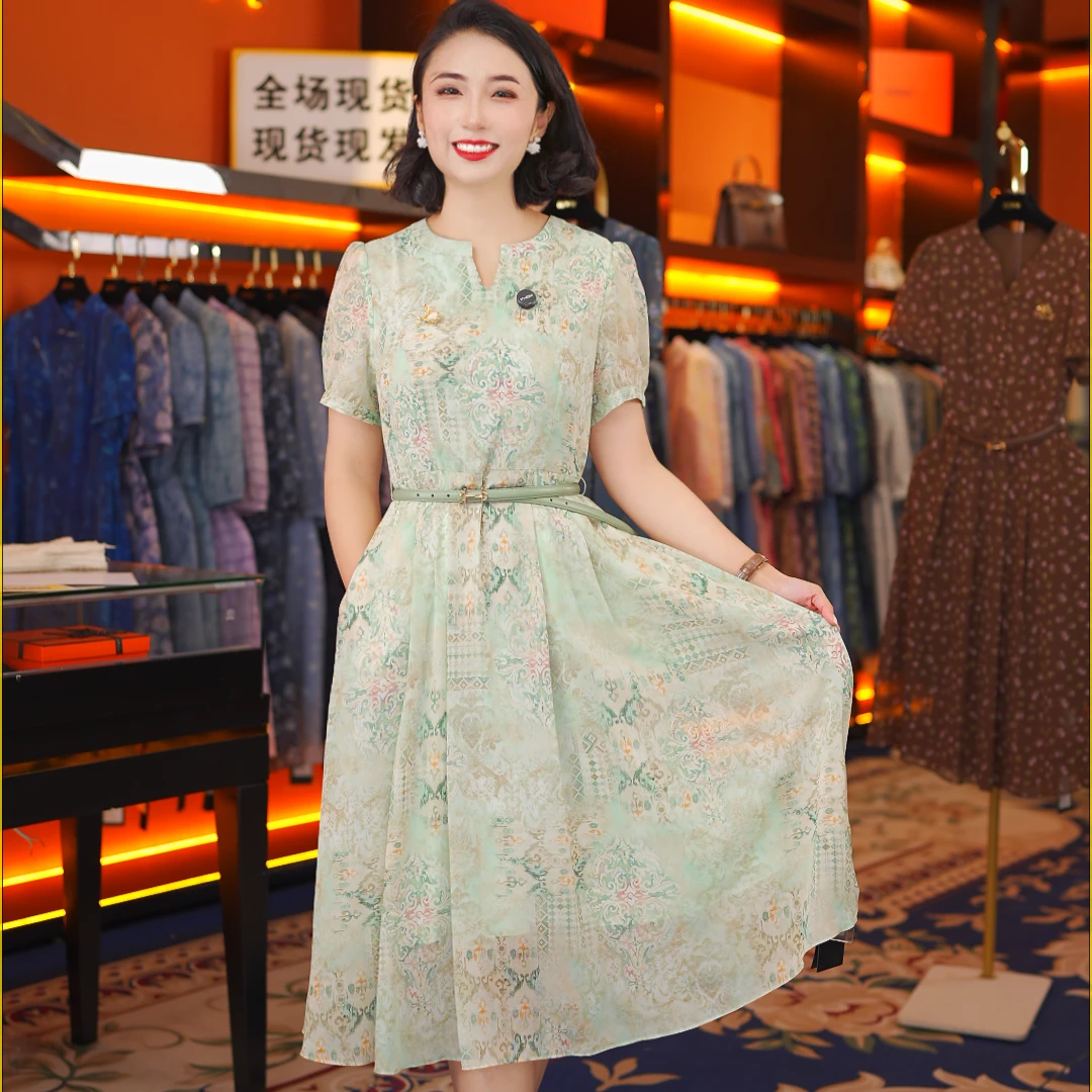 【乐乐】赫尔温设计款竹篁绿时尚收腰显瘦连衣裙DHZZR51200