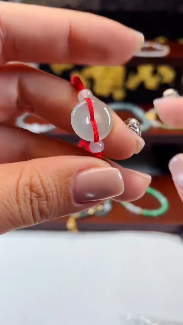 未镶嵌手串翡翠定制珠串