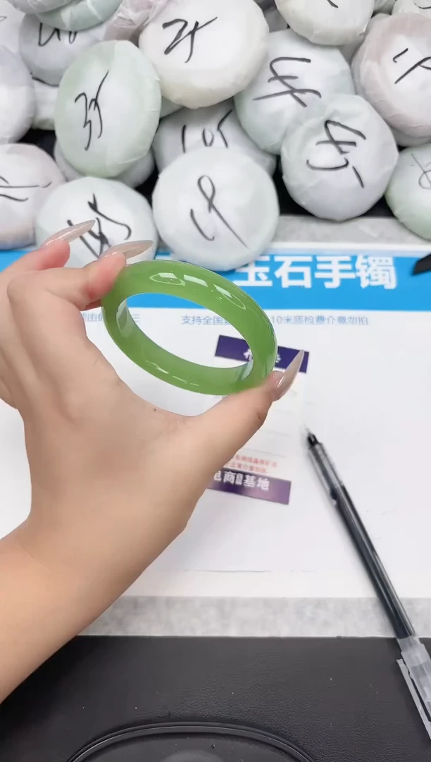 女款工艺手镯160-58.7