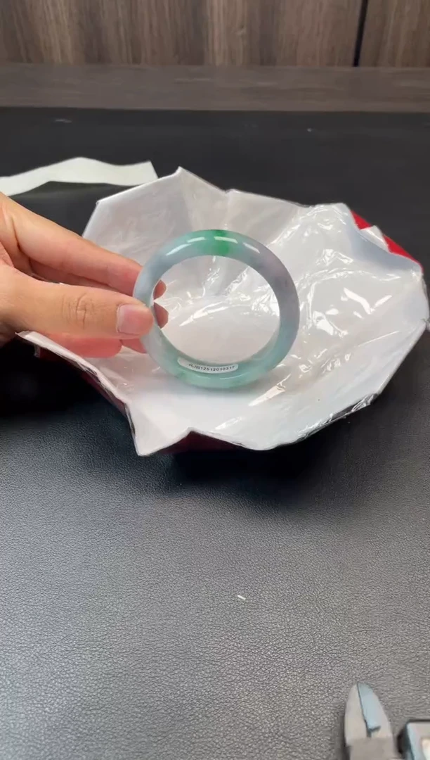 未镶嵌手镯翡翠996