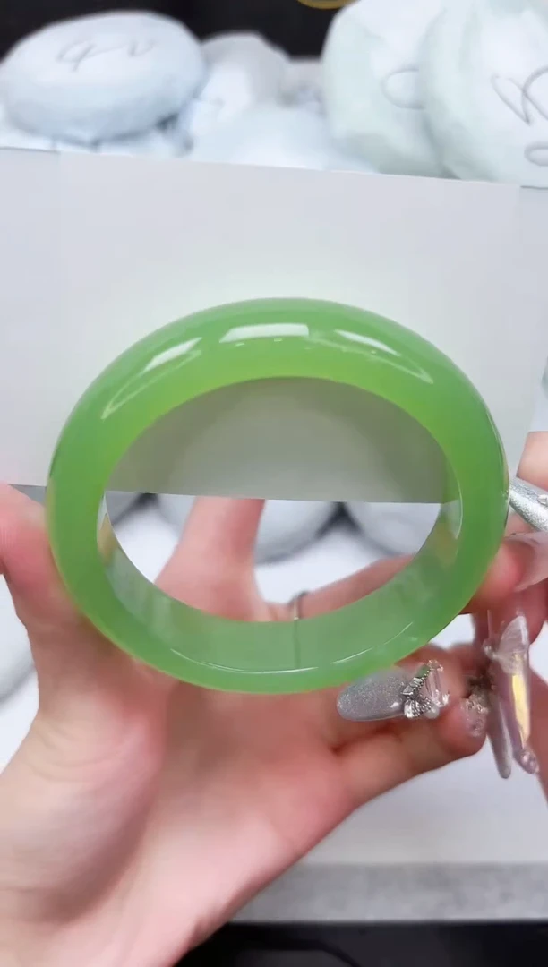 石英质玉手镯未镶嵌344-57.6