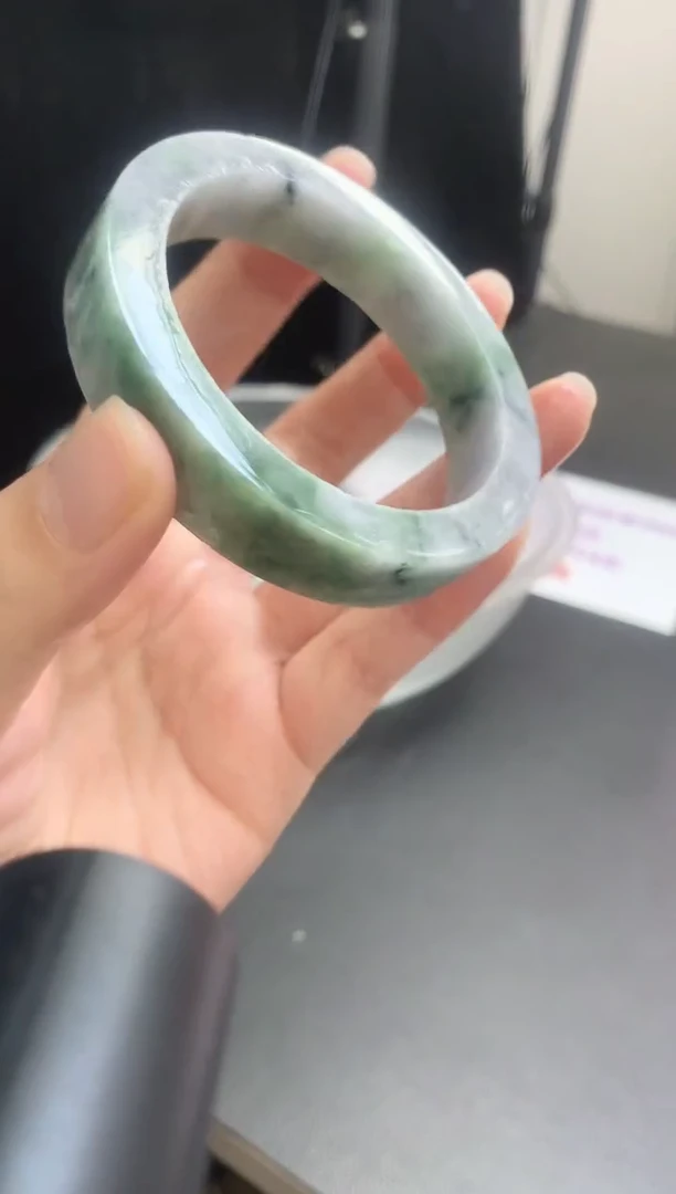 【闪购商品】定制翡翠手镯未镶嵌1  56-57正