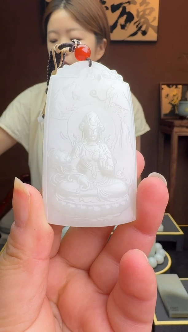 和田玉未镶嵌颈饰1