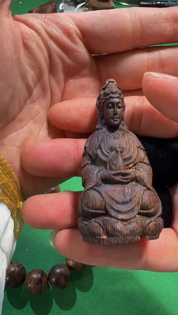 【闪购商品】沉香吊坠84号白棋虫漏23克多样性发一