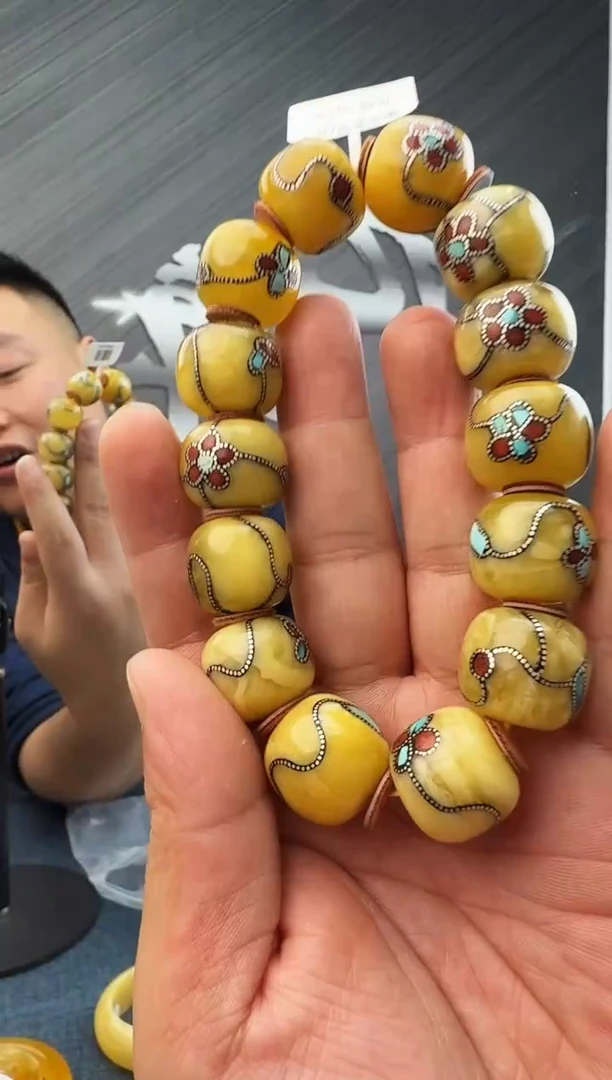 蜜蜡未镶嵌珠宝奇石假一罚十68 ，19多样性发其一