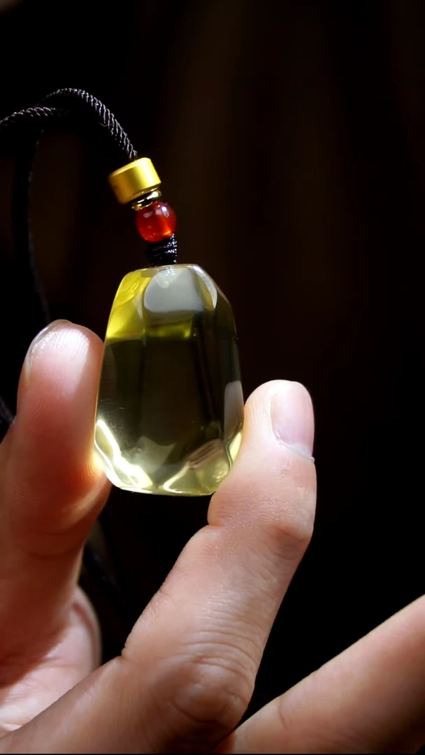 吊坠(赠链)未镶嵌水晶水晶