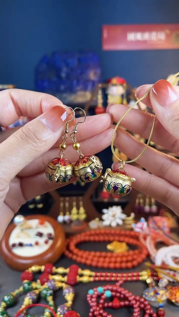 【闪购商品】柿柿如意珐琅耳钩+吊坠