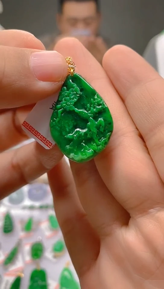 【闪购商品】翡翠颈饰18K金镶嵌新号开播，全场乱卖