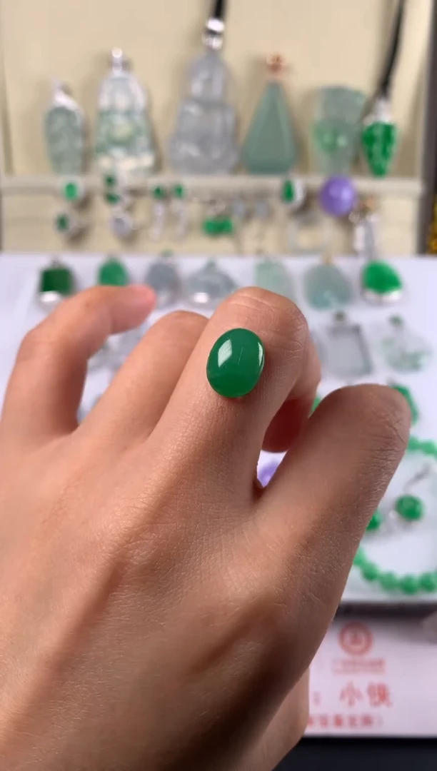 未镶嵌定制翡翠裸石（镶嵌定制）